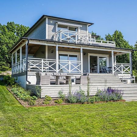Exclusive Tranquil Villa By The Sea, Boat Available Drottningskär Εξωτερικό φωτογραφία