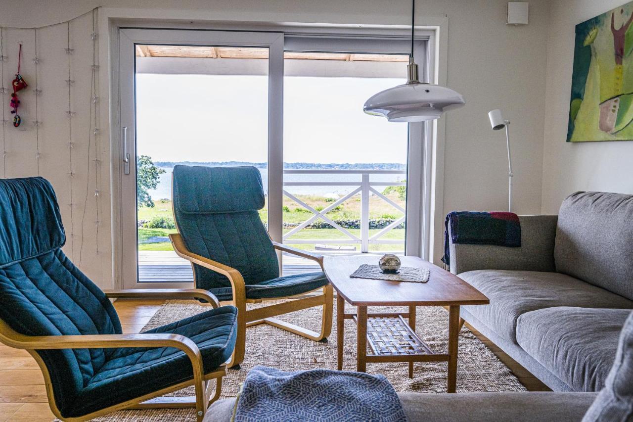 Exclusive Tranquil Villa By The Sea, Boat Available Drottningskär Εξωτερικό φωτογραφία