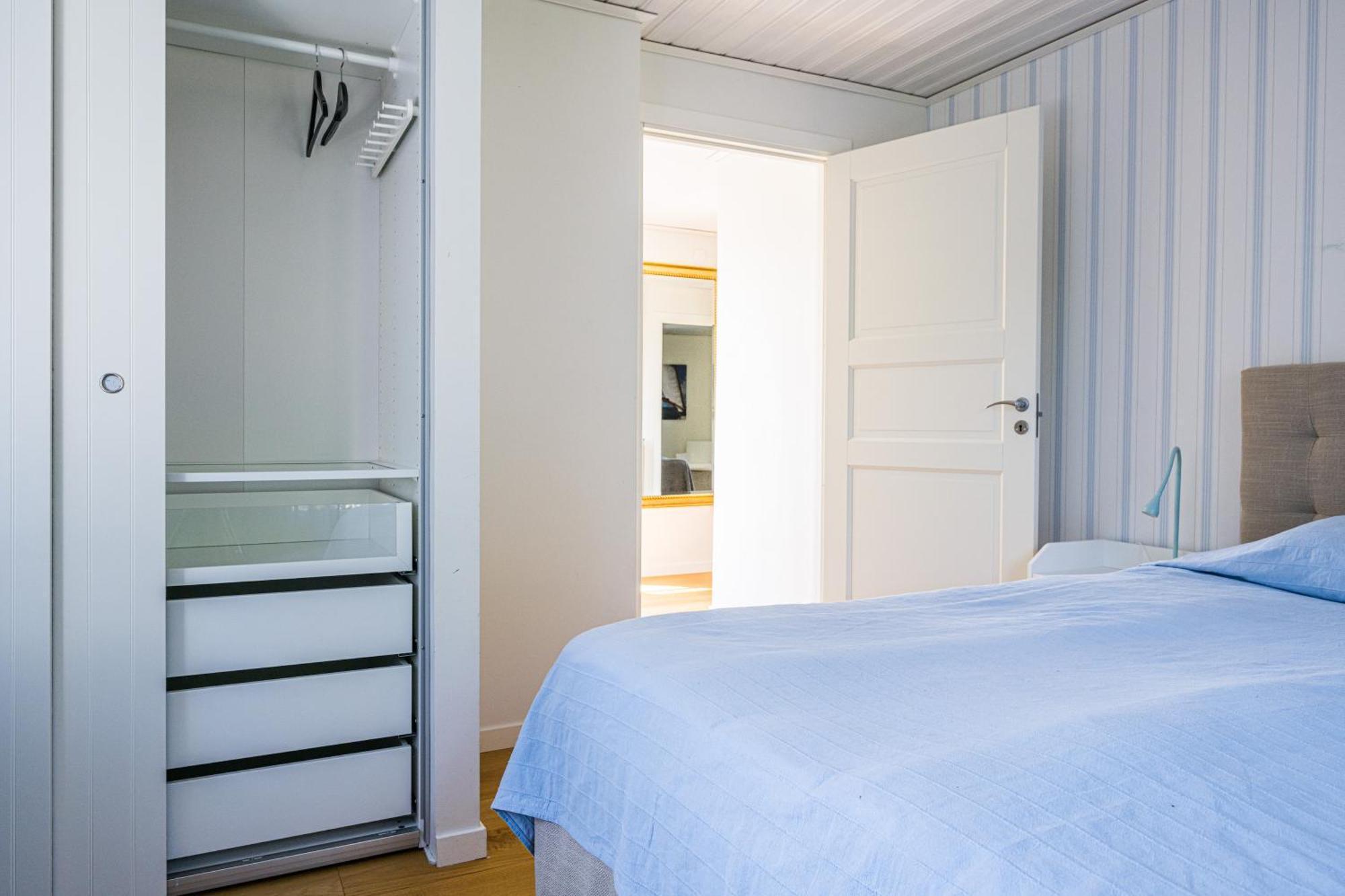 Exclusive Tranquil Villa By The Sea, Boat Available Drottningskär Εξωτερικό φωτογραφία