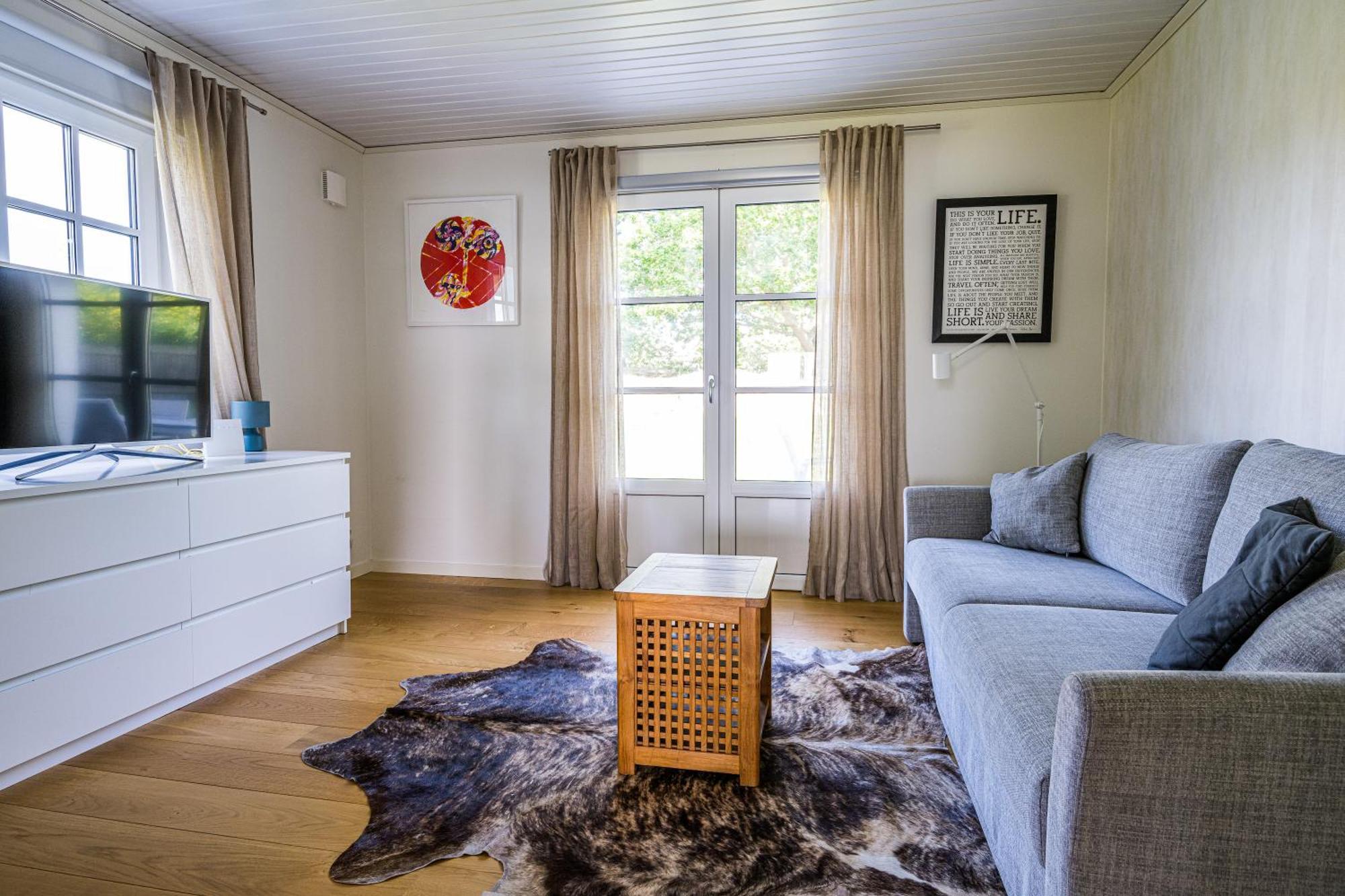 Exclusive Tranquil Villa By The Sea, Boat Available Drottningskär Εξωτερικό φωτογραφία